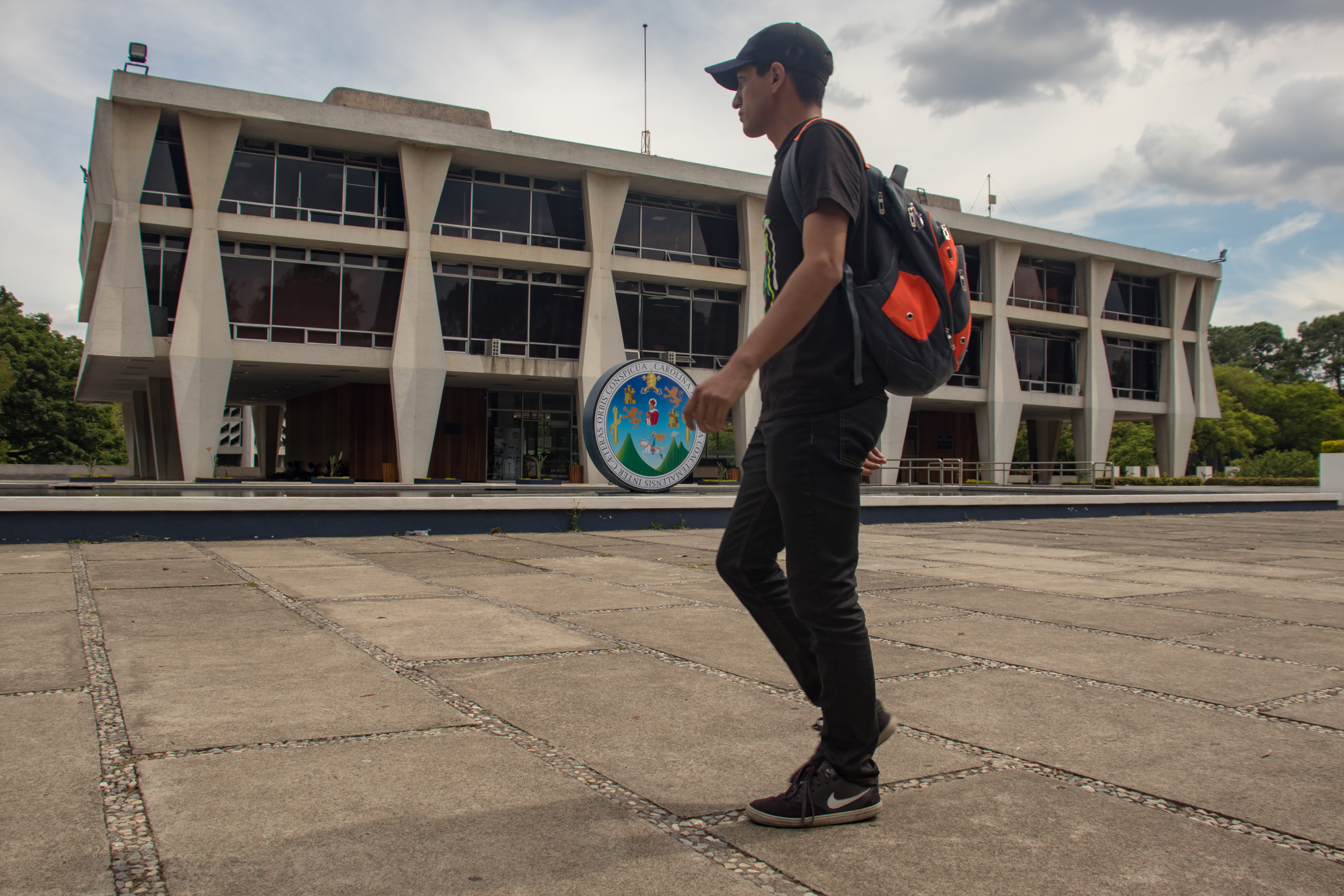 Los proveedores del usurpador y sus anomalías 💰🔍